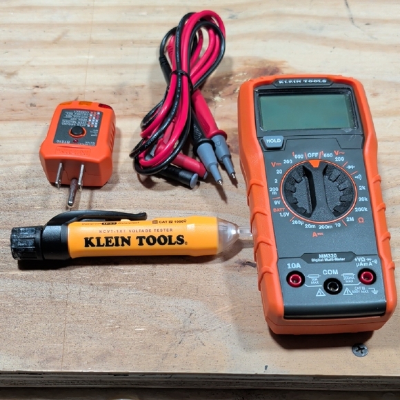 Other - Klein Tools Multimeter and Voltage Tester Set - Orange